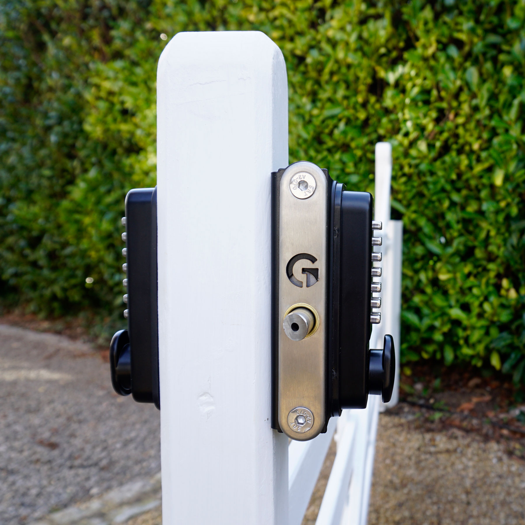 Gatemaster Superlock 2.0 Code Gate Lock Surface Mounted Double-Sided Keypad, superlock wooden gate installed