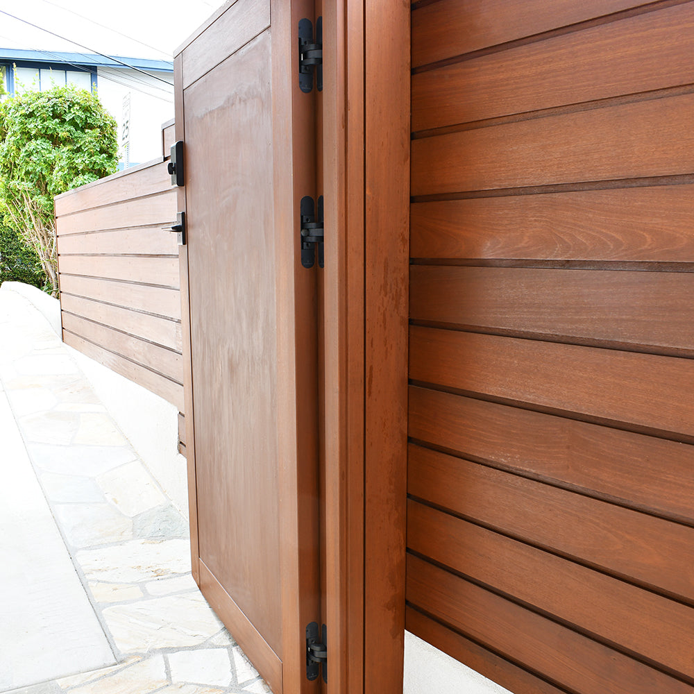 SureClose ConcealFit fitted inside a gate frame