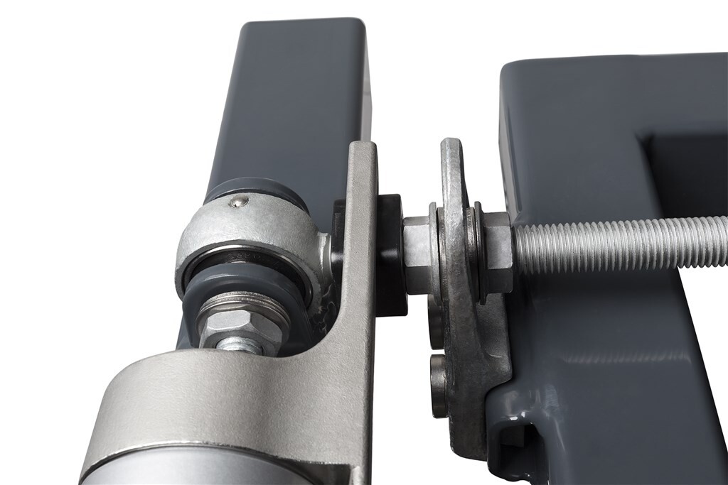 Locinox hot-dip galvanised bearing eyebolt, view 3