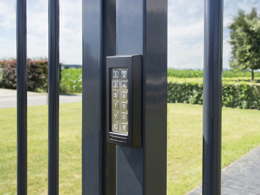 Locinox SlimStone-2 keypad on an anthracite gate